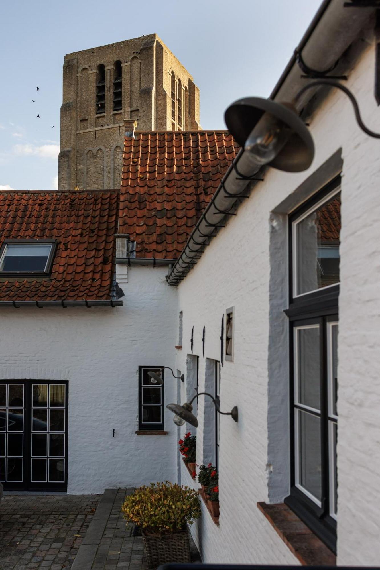 De Levensboom - Het Oud Gemeentehuis دام المظهر الخارجي الصورة